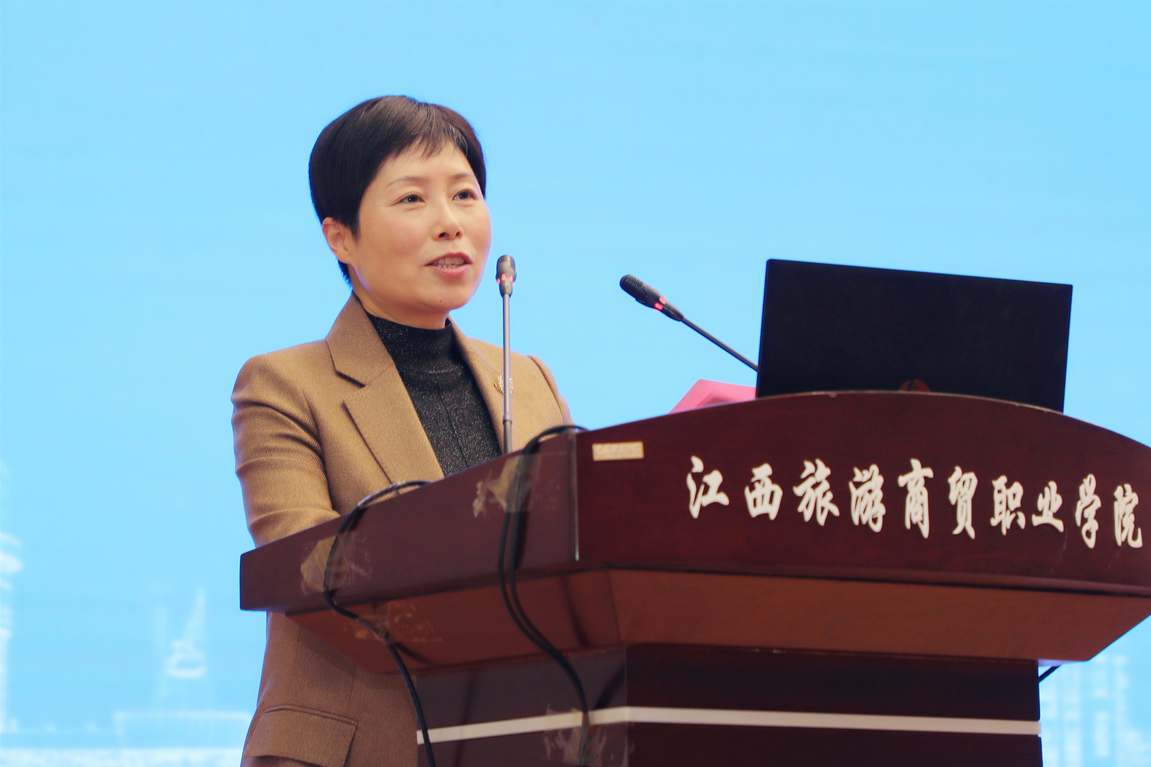 3黄琰.jpg