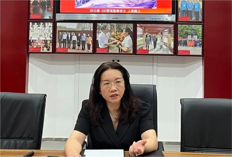 路桥工程学院党总支书记李娟燕书记讲话.jpg