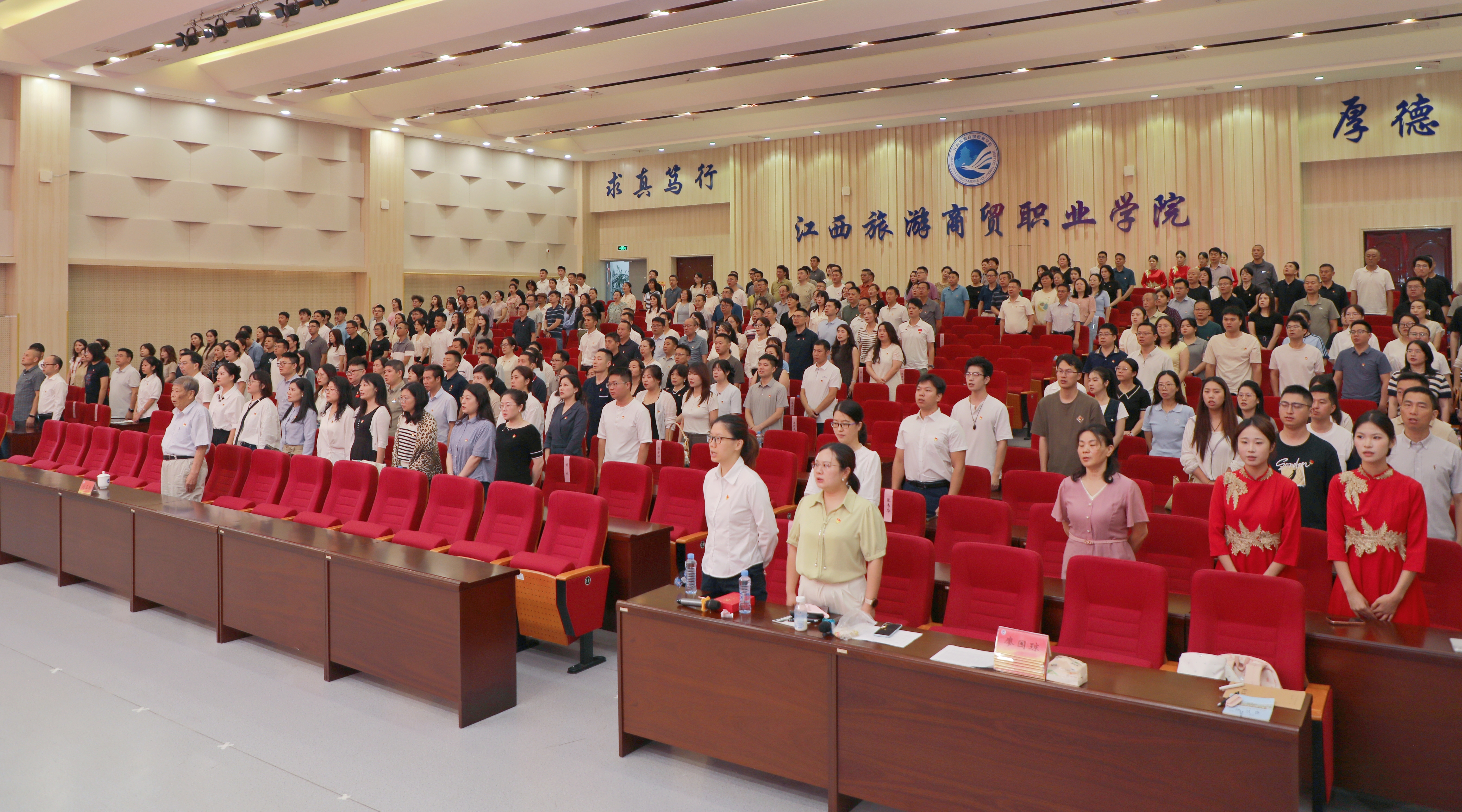CL8A4412.JPG CL8A4412.JPG