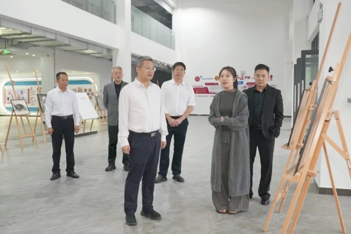 图片2.jpg 图片2.jpg